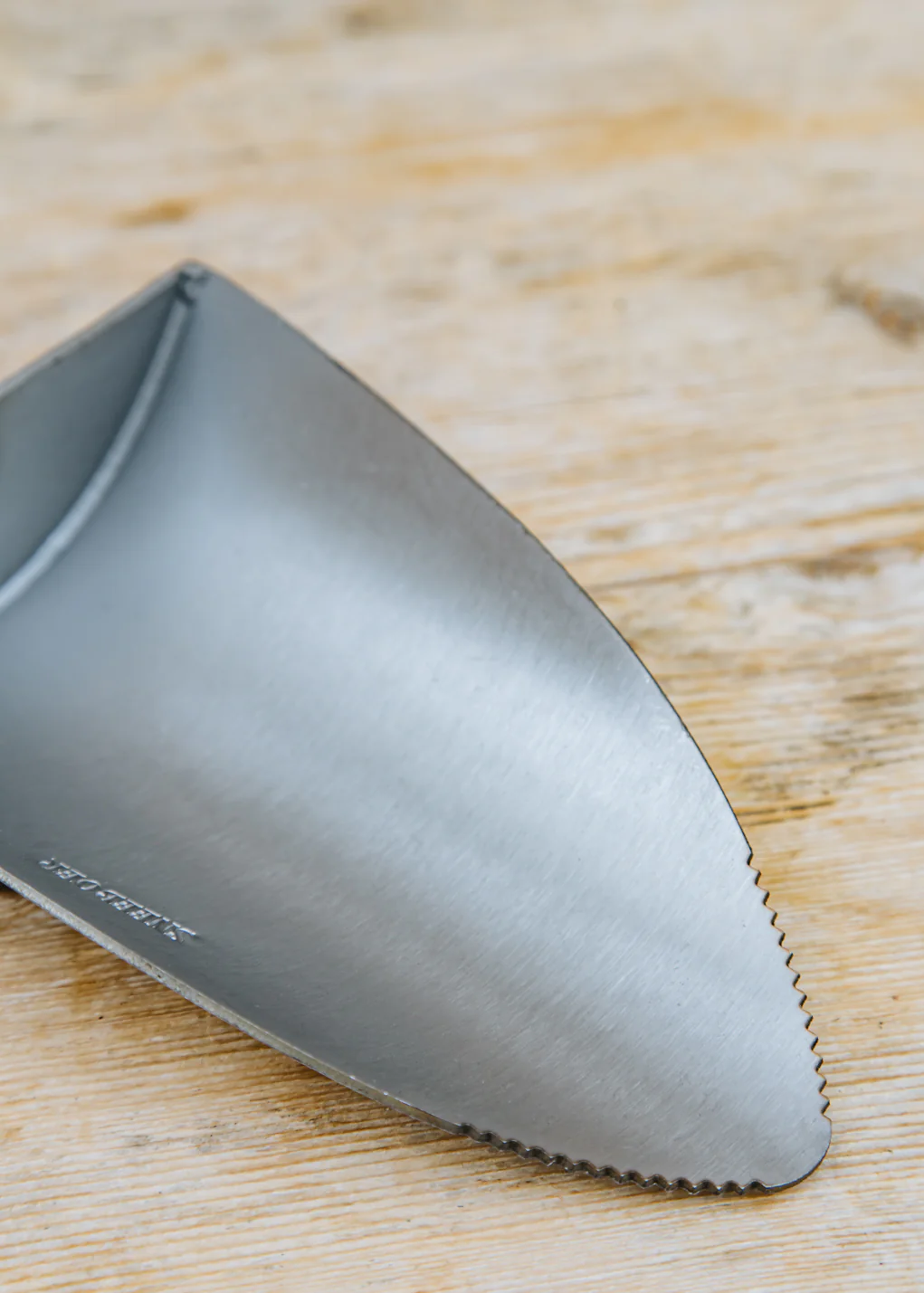 Garden Scoop with Ash Handle - Image 2
