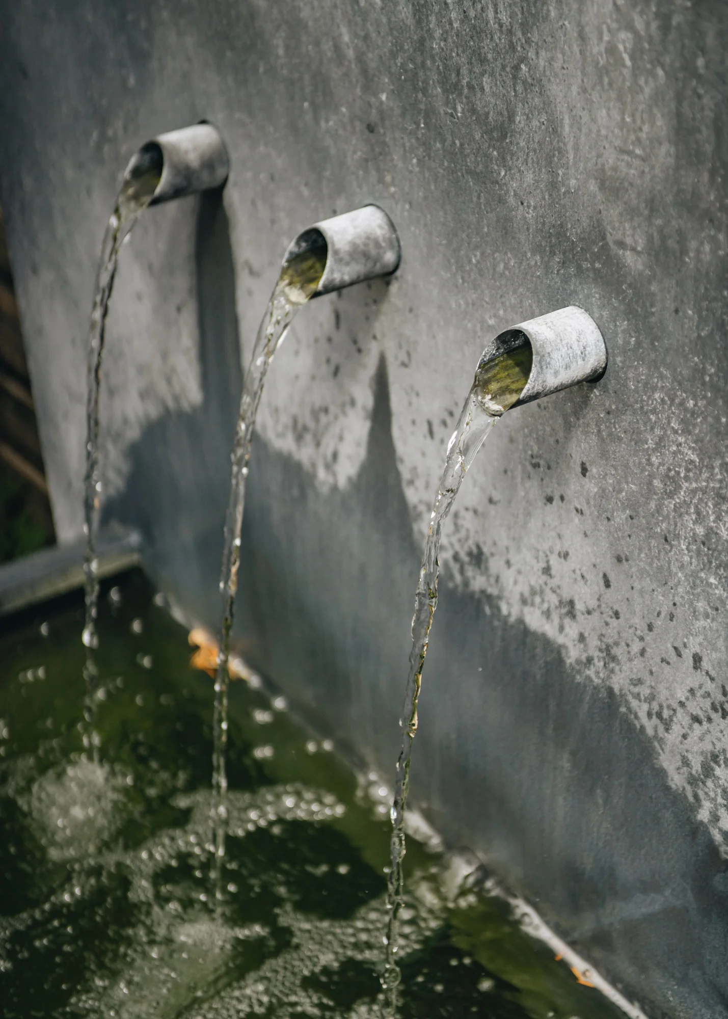 Trento Square Zinc Water Feature - Image 2