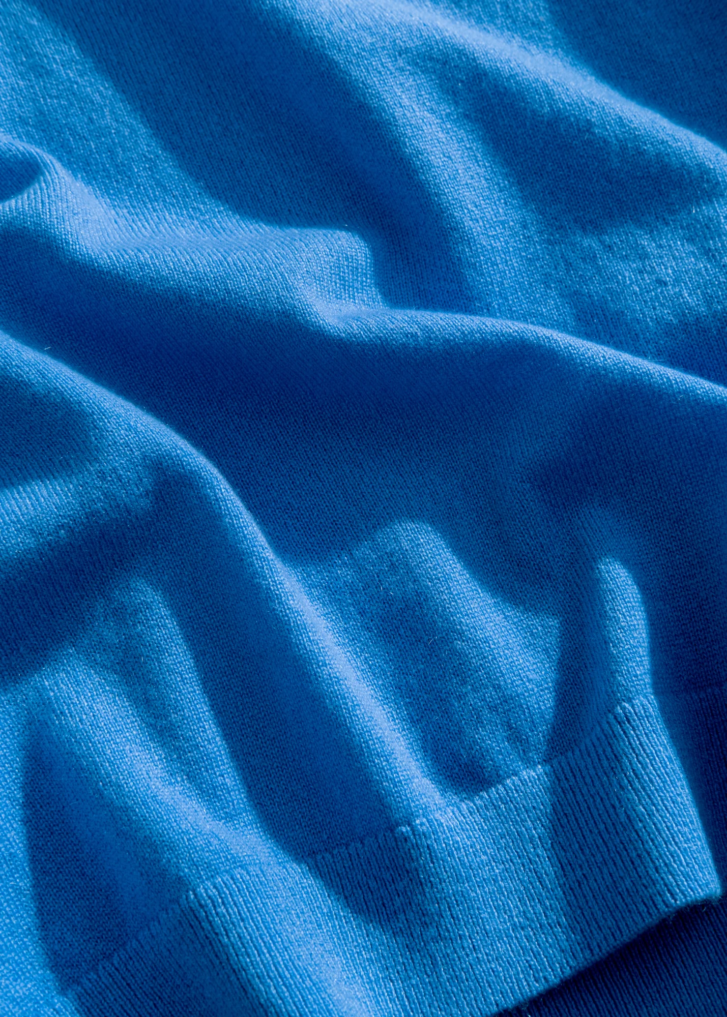 Imogen Boxy Cropped Jumper in Déjà Vu Blue - Image 3